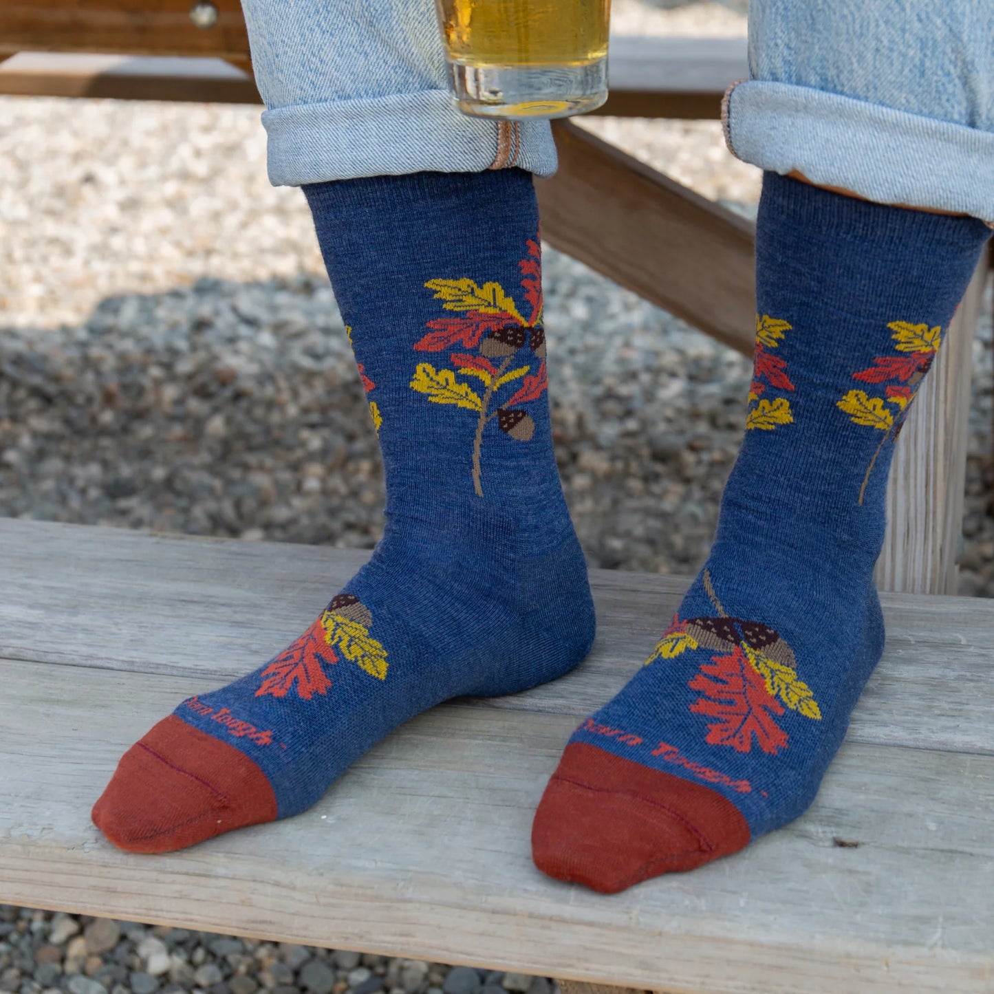 Darn Tough Women's Blossom Crew Lightweight Lifestyle Socks  4.9