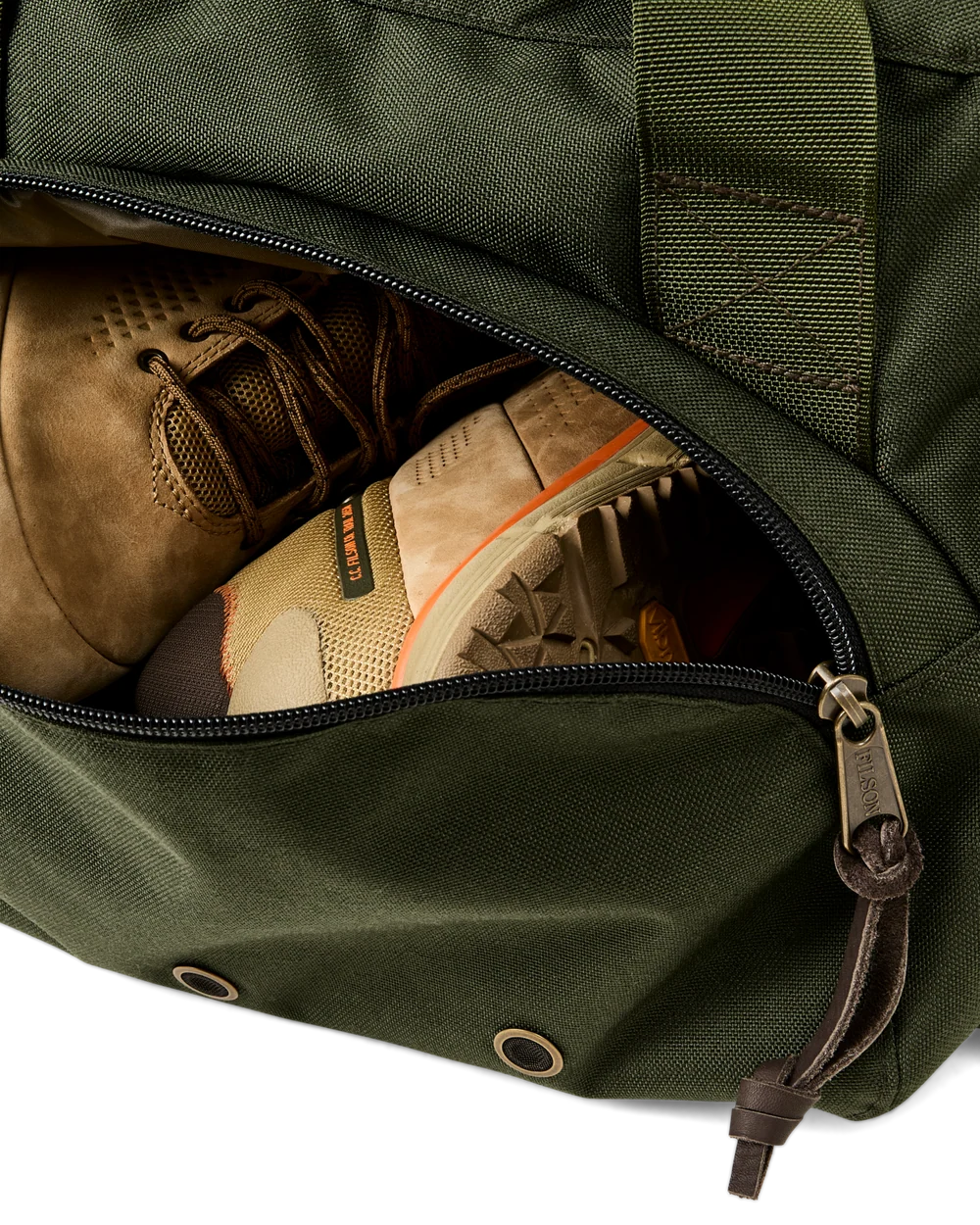 DRYDEN DUFFLE PACK