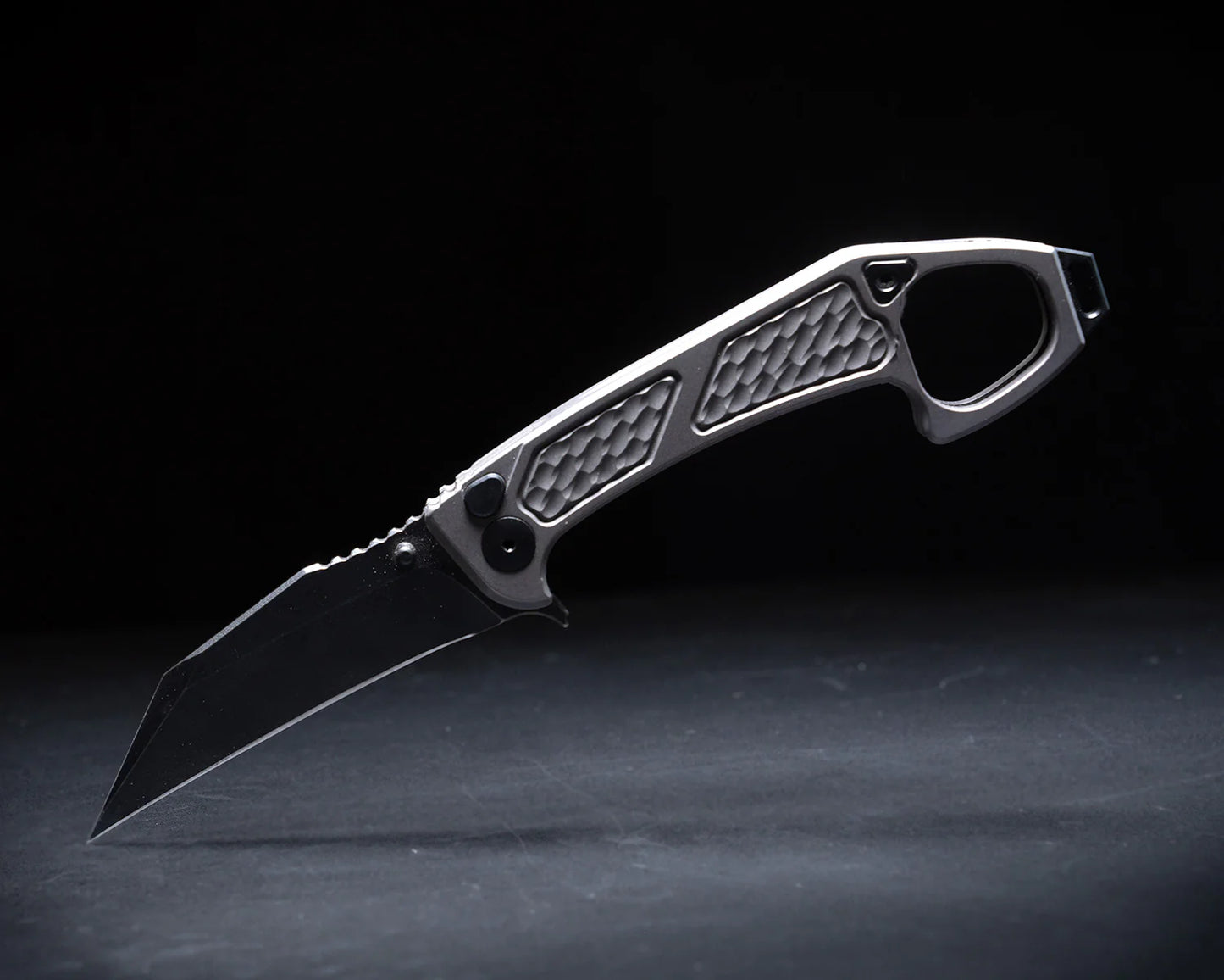 Half Faced Blades SHPOS monolithic folder